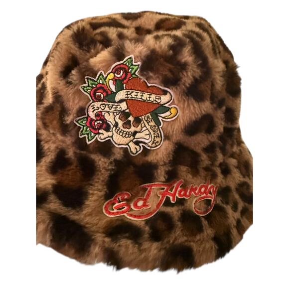 Ed Hardy Leopard Faux Fur Bucket Hat NWT - Picture 2 of 5